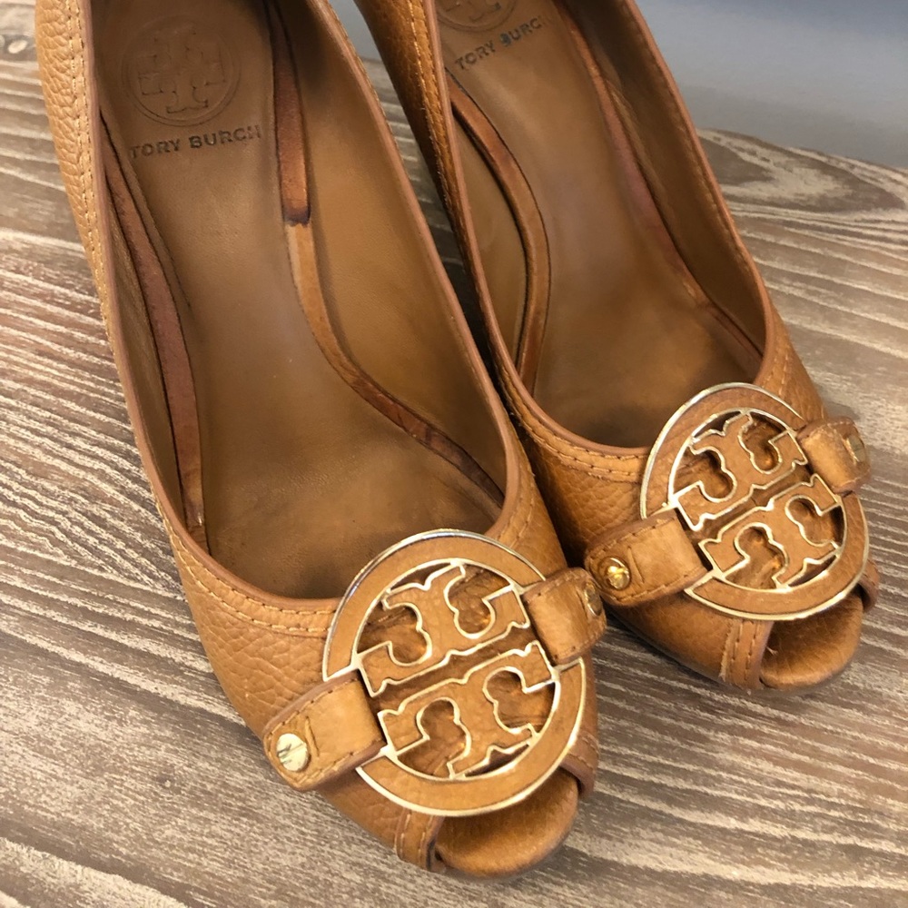 Tory Burch wedges - size 8.5M
